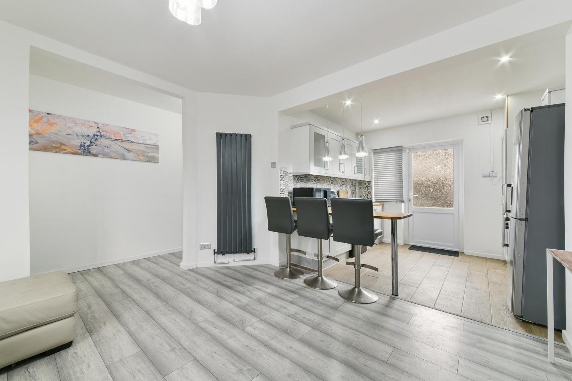 Bromley Serviced Apartments - Beckenham Place Park - London - 2 Bed House - Free Parking - 2 Beds 1 Sofabed Exterior photo