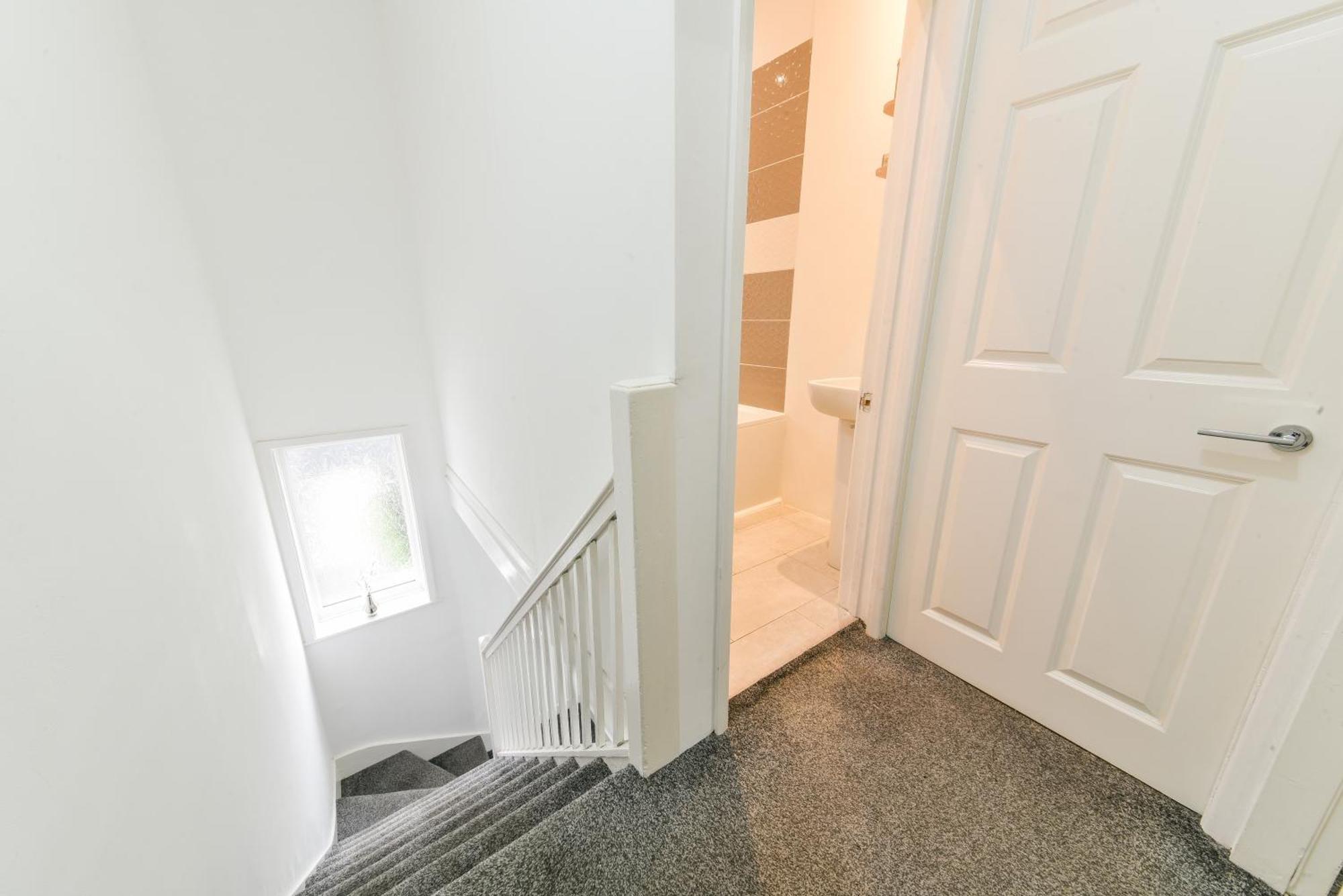 Bromley Serviced Apartments - Beckenham Place Park - London - 2 Bed House - Free Parking - 2 Beds 1 Sofabed Exterior photo