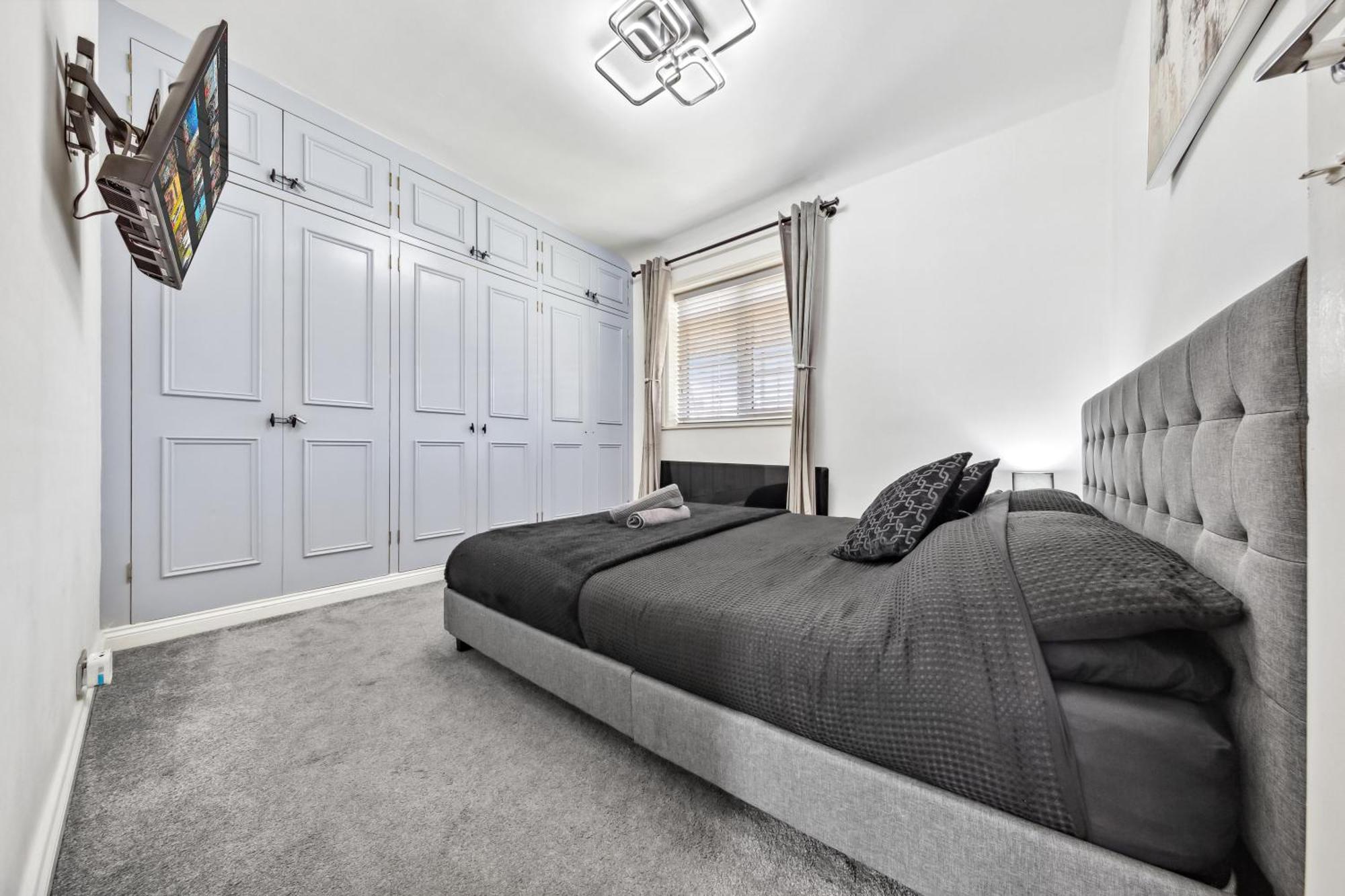 Bromley Serviced Apartments - Beckenham Place Park - London - 2 Bed House - Free Parking - 2 Beds 1 Sofabed Exterior photo